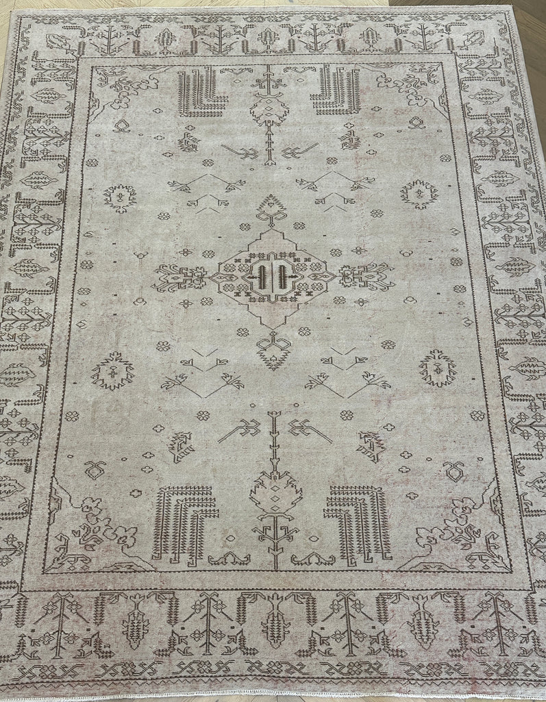 Vintage Turkish  handmade rug 286x220 cm