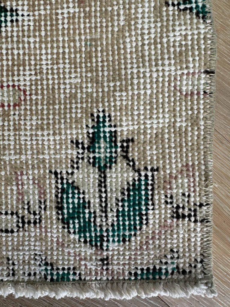 Turkish hand made runner 306x91 cm