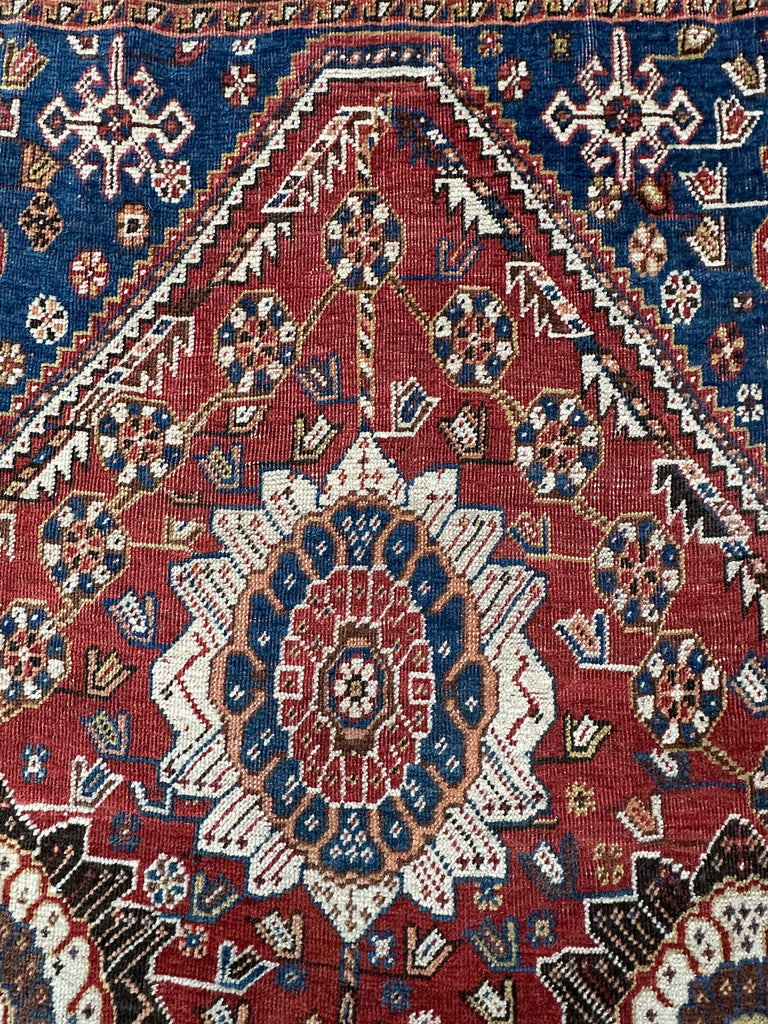 Rare vintage handmade rug 278x165 cmk