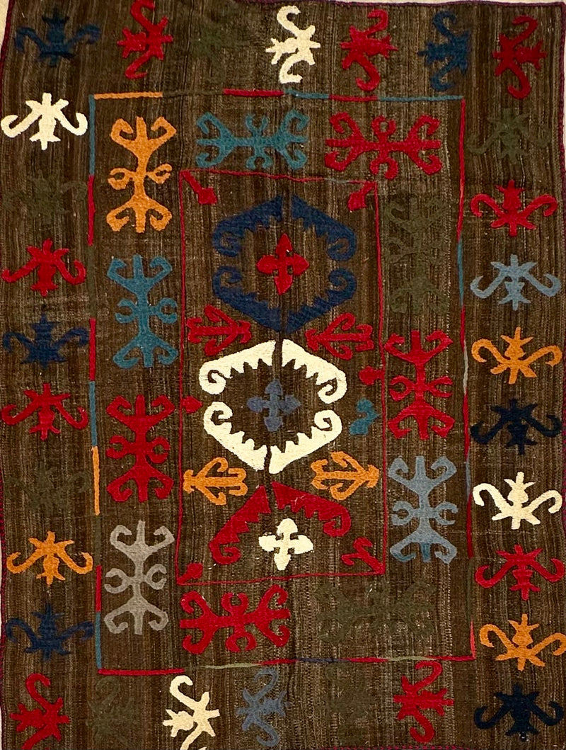 Afghan handmade tribal rug Suzani, size 200x146 cm