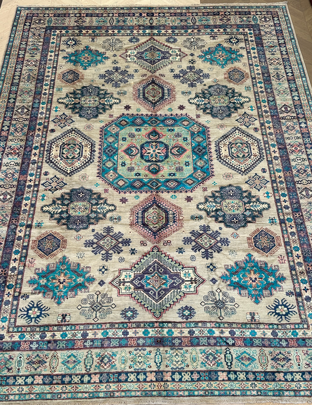 Afghan handmade rug,Chobi. Size:403x303 cm