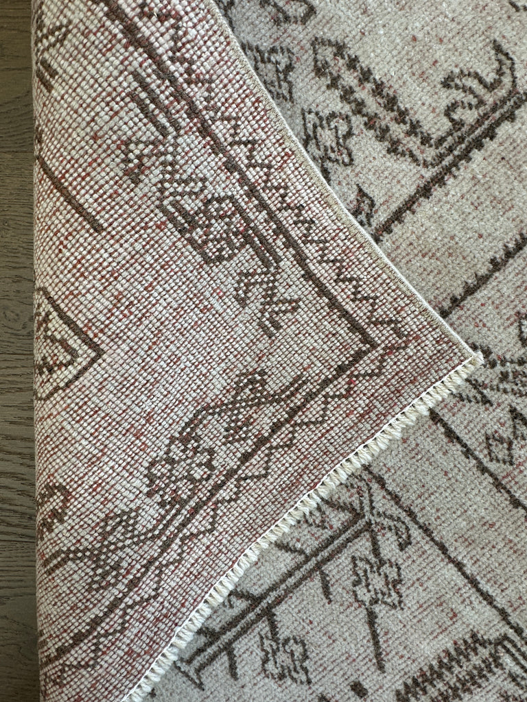 Vintage Turkish  handmade rug 286x220 cm