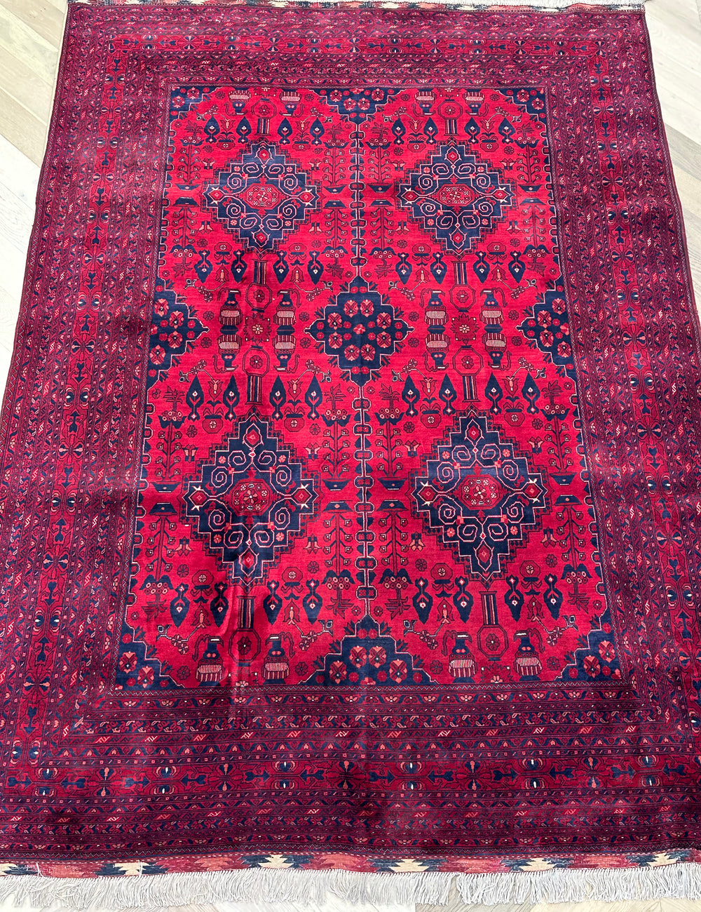 Afghan handmade extremely fine quality with 100 percent Belgian wool. Size: 2.93x2.0 m