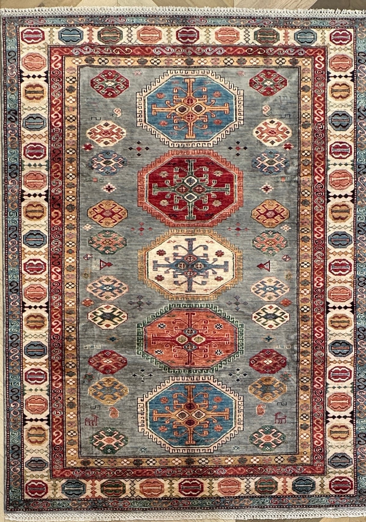 Afghan handmade rug,Chobi. Size: 233x176 cm