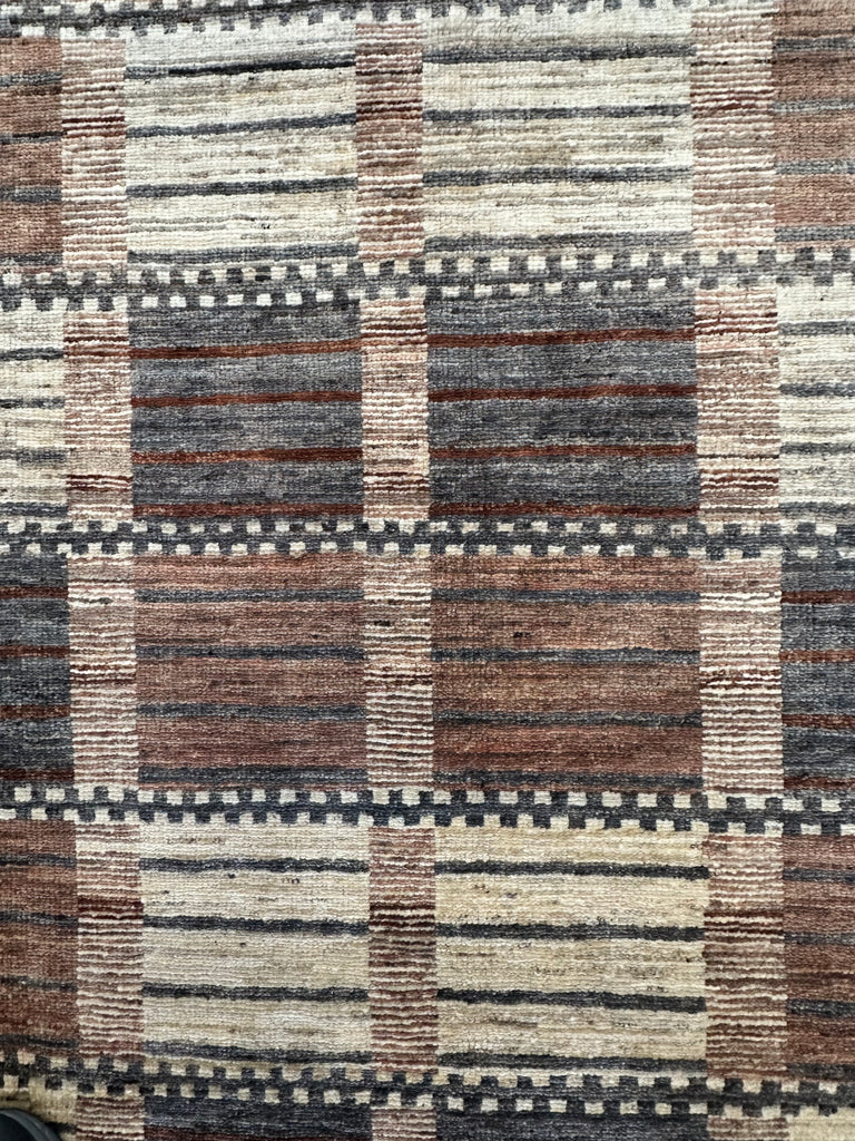 Afghan handmade rug,Chobi. Size:339x238 cm