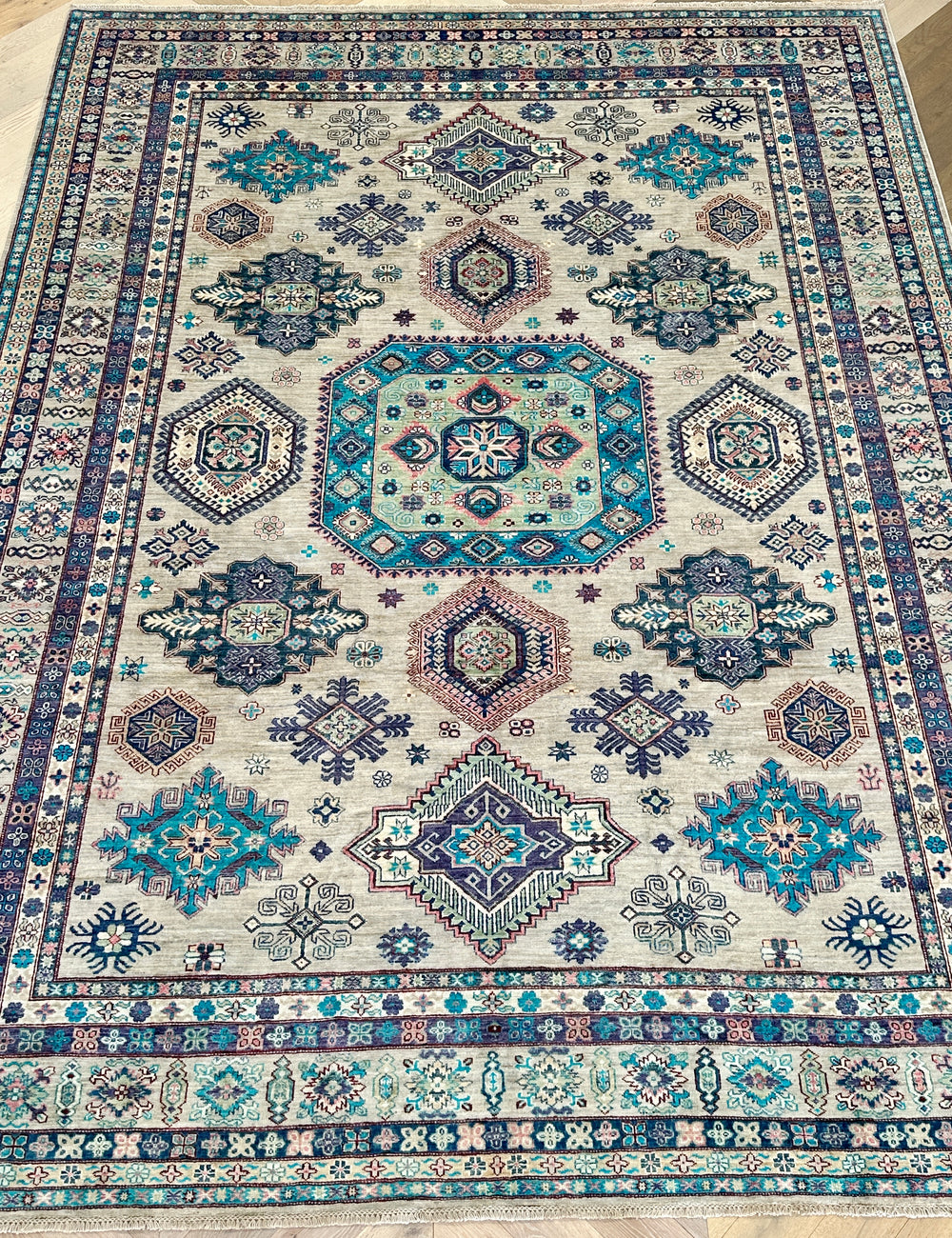 Afghan handmade rug,Chobi. Size: 403x303 cm
