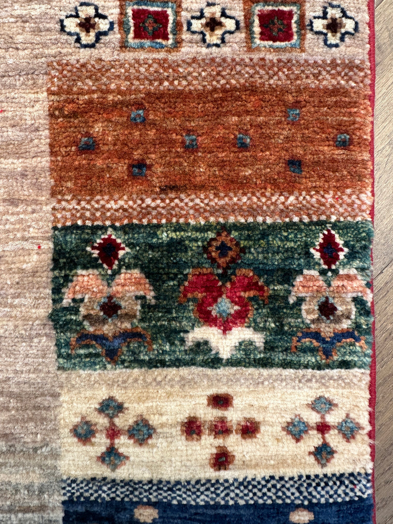 Afghan handmade rug,Chobi. Size: 208x153 cm