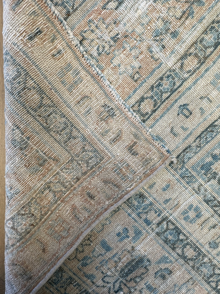 Vintage Turkish  handmade rug 280x194 cm