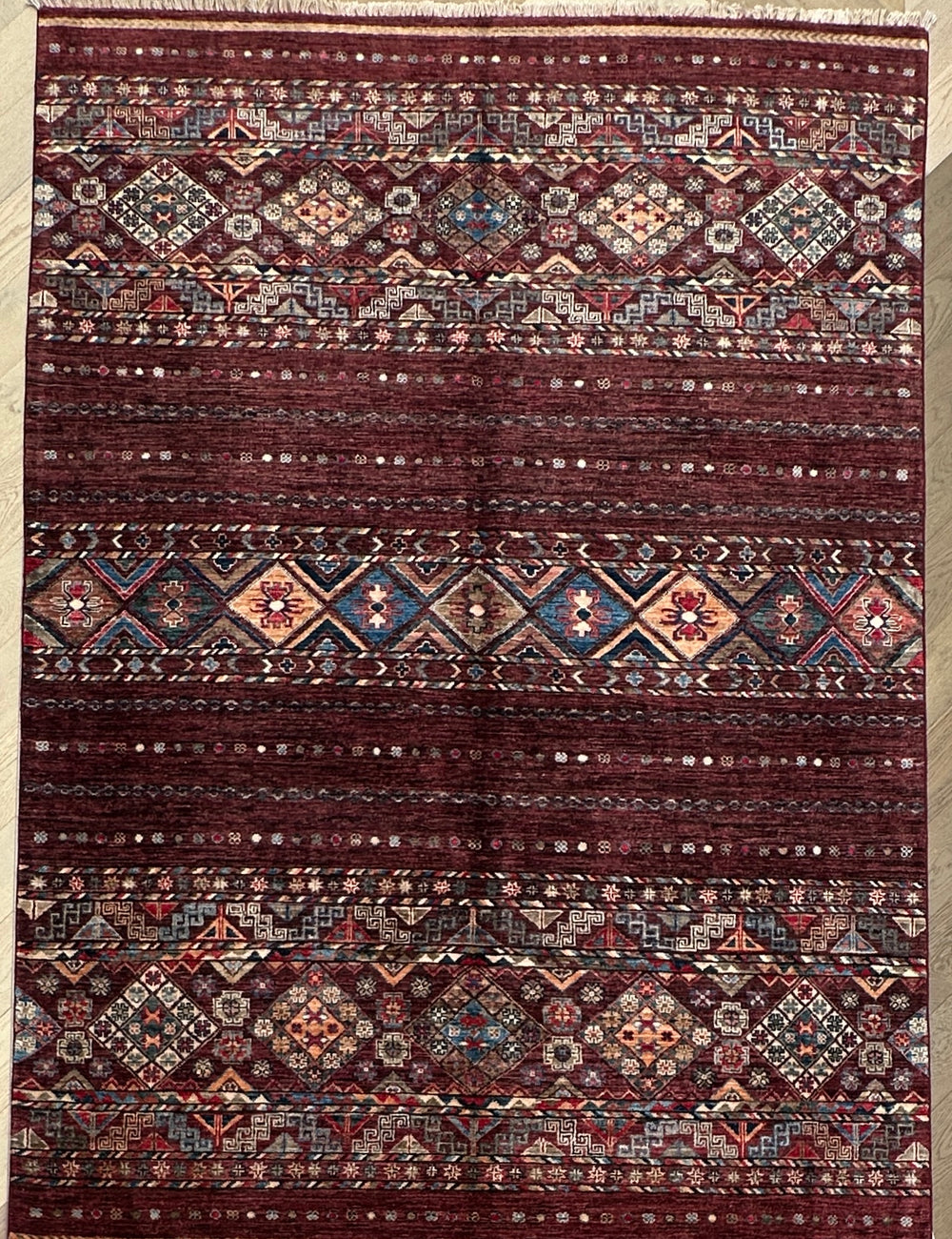 Afghan handmade rug,Chobi. Size: 237x167 cm