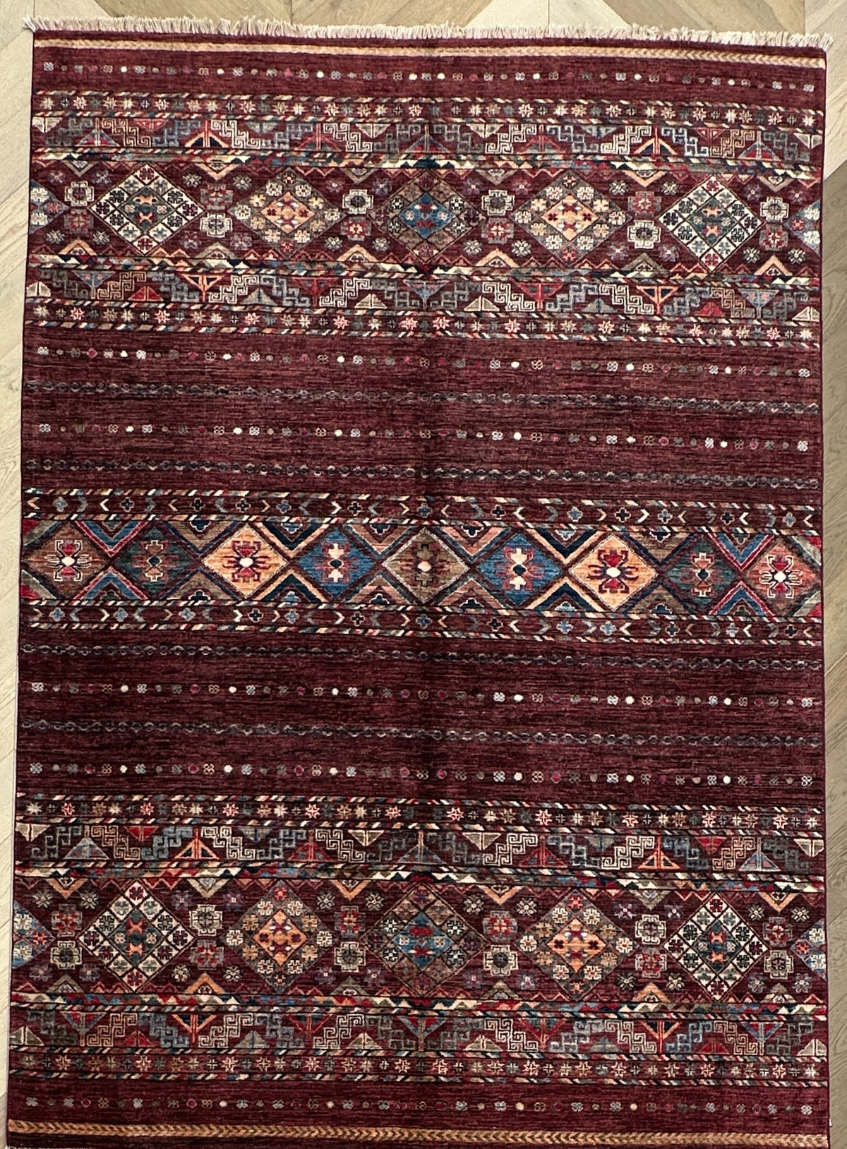 Afghan handmade rug,Chobi. Size: 237x167 cm