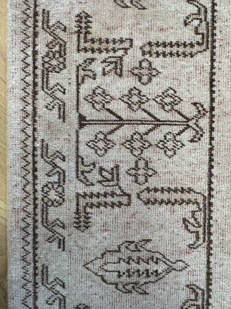 Vintage Turkish  handmade rug 286x220 cm