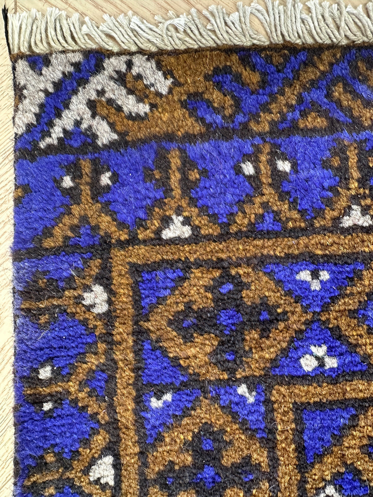 Afghan handmade rug,Chobi. Size: 195x155 cm