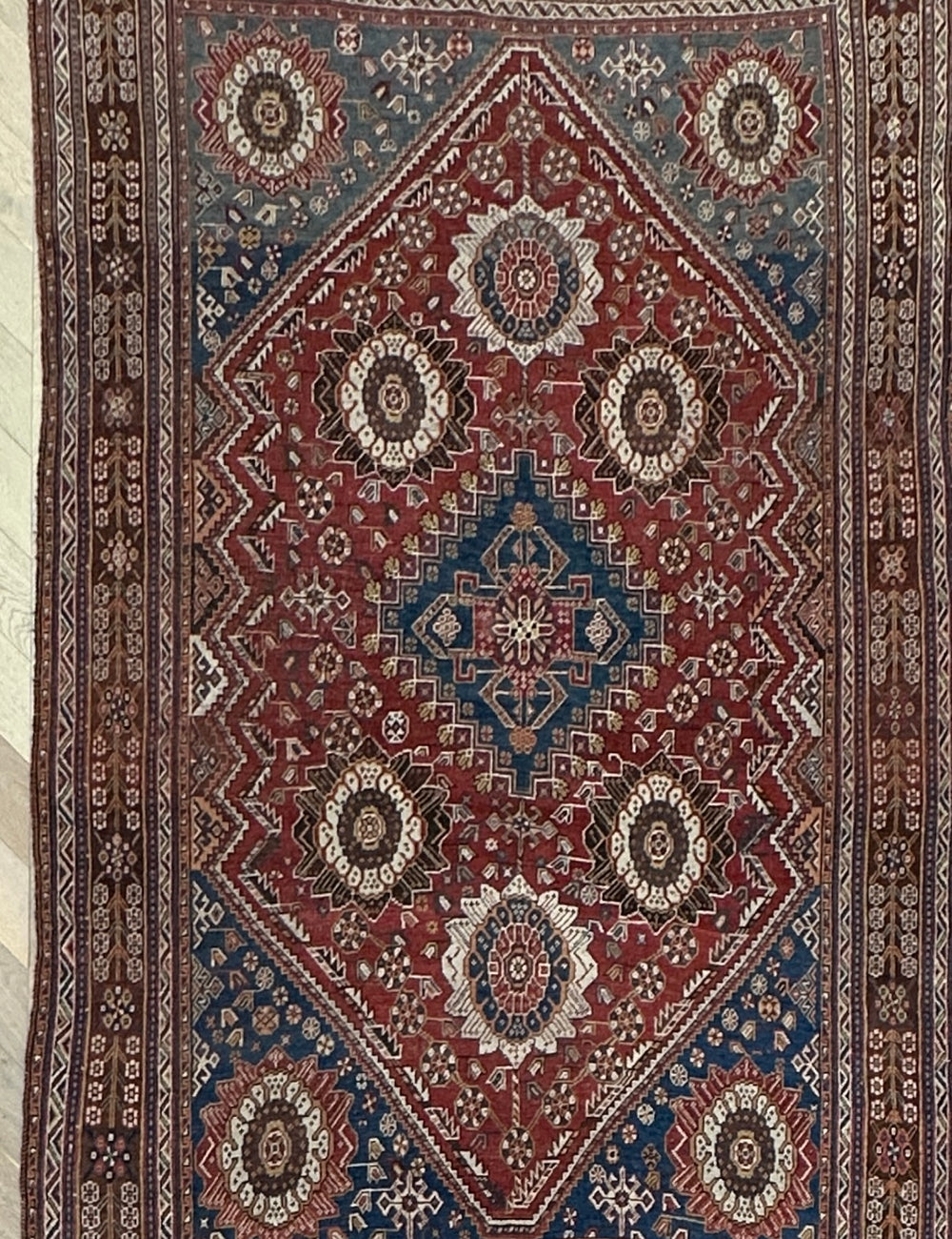 Rare vintage handmade rug 278x165 cmk