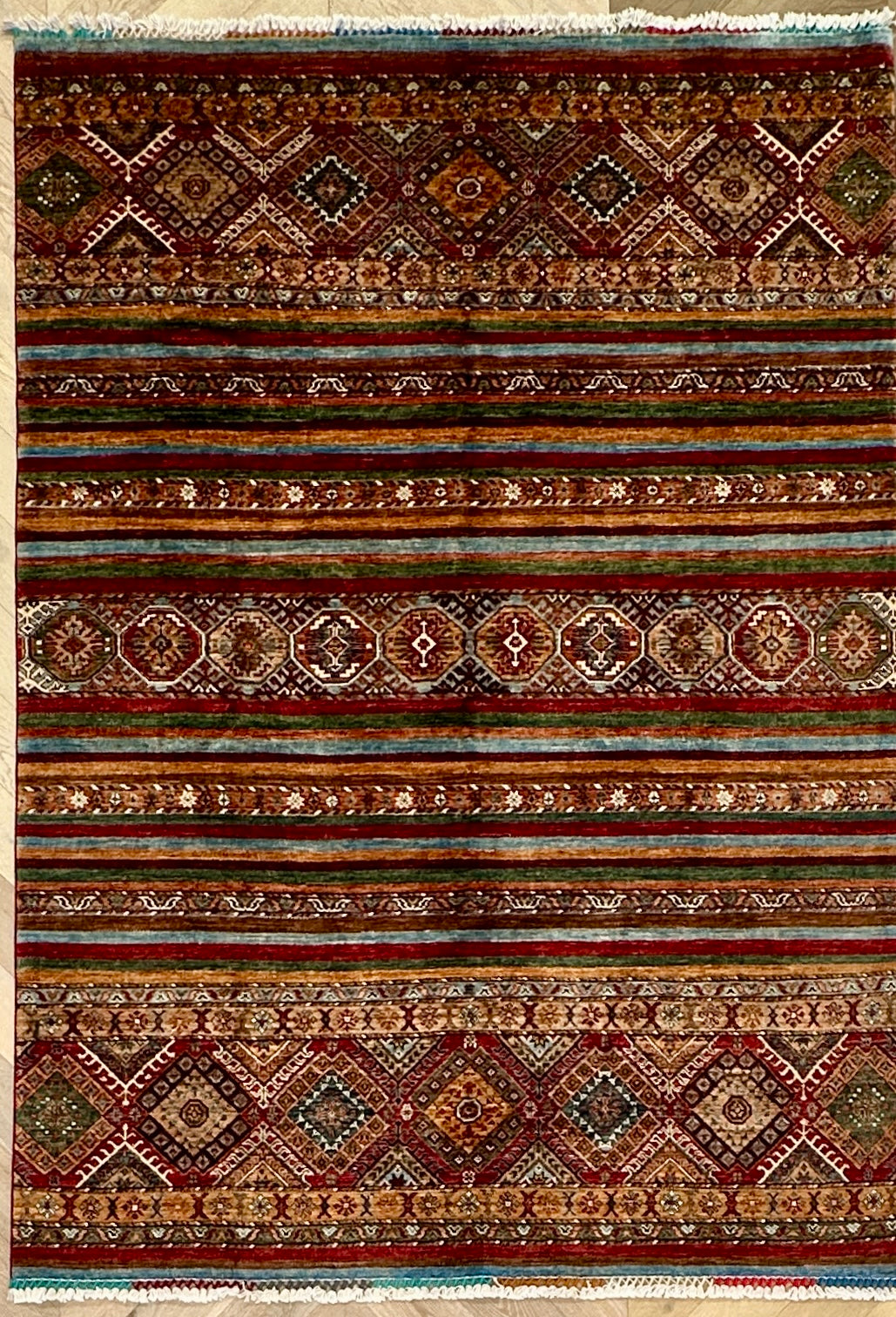 Afghan handmade rug,Chobi. Size: 246x174 cm