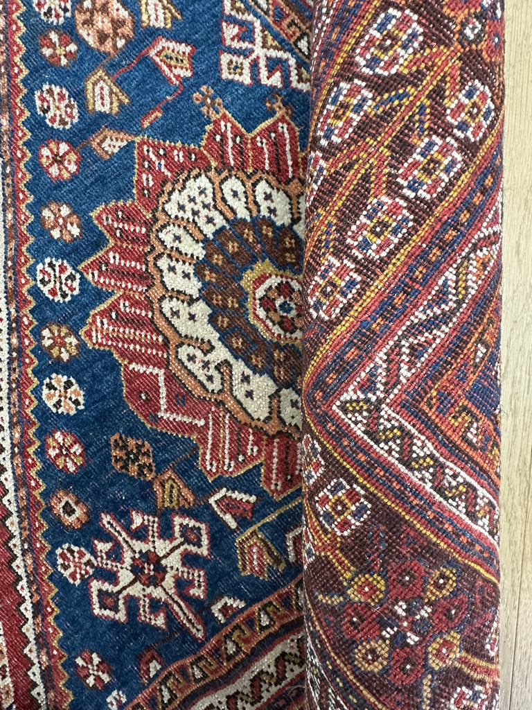 Rare vintage handmade rug 278x165 cmk