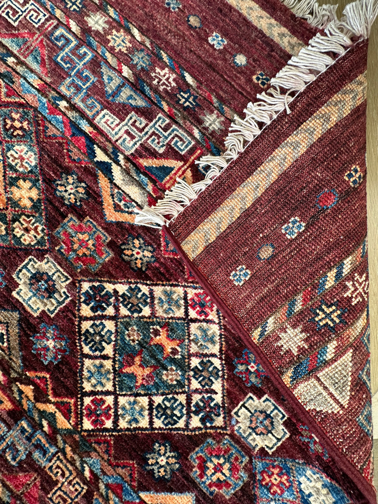 Afghan handmade rug,Chobi. Size: 237x167 cm