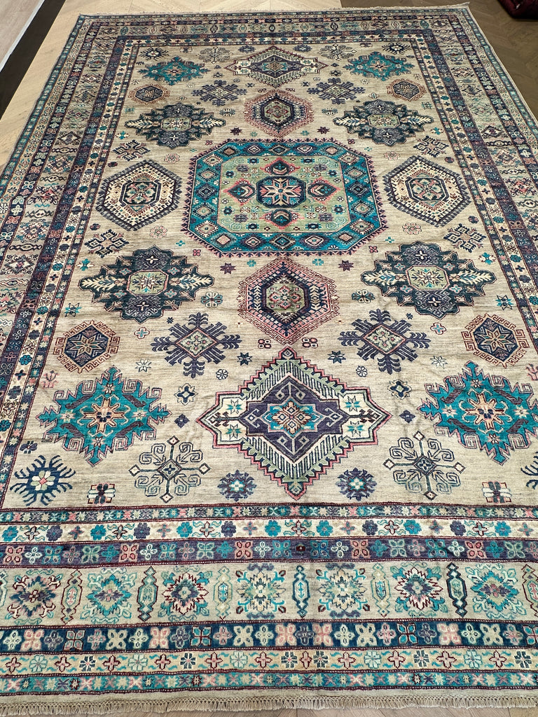 Afghan handmade rug,Chobi. Size:403x303 cm