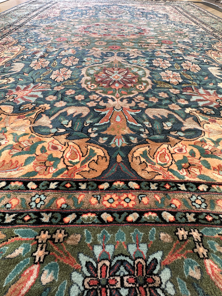 Handmade Egyptian vintage  Rug 434x310 cm