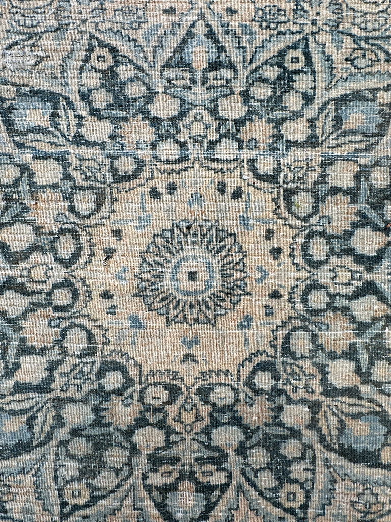 Vintage Turkish  handmade rug 280x194 cm