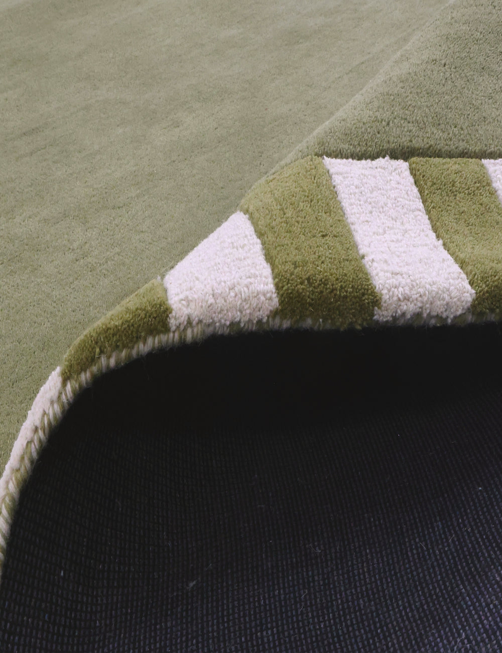 Field Designer Rug - Dark Green