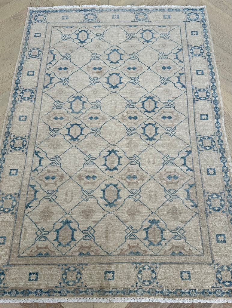 Hand woven Turkish vintage rug 177x124 cm