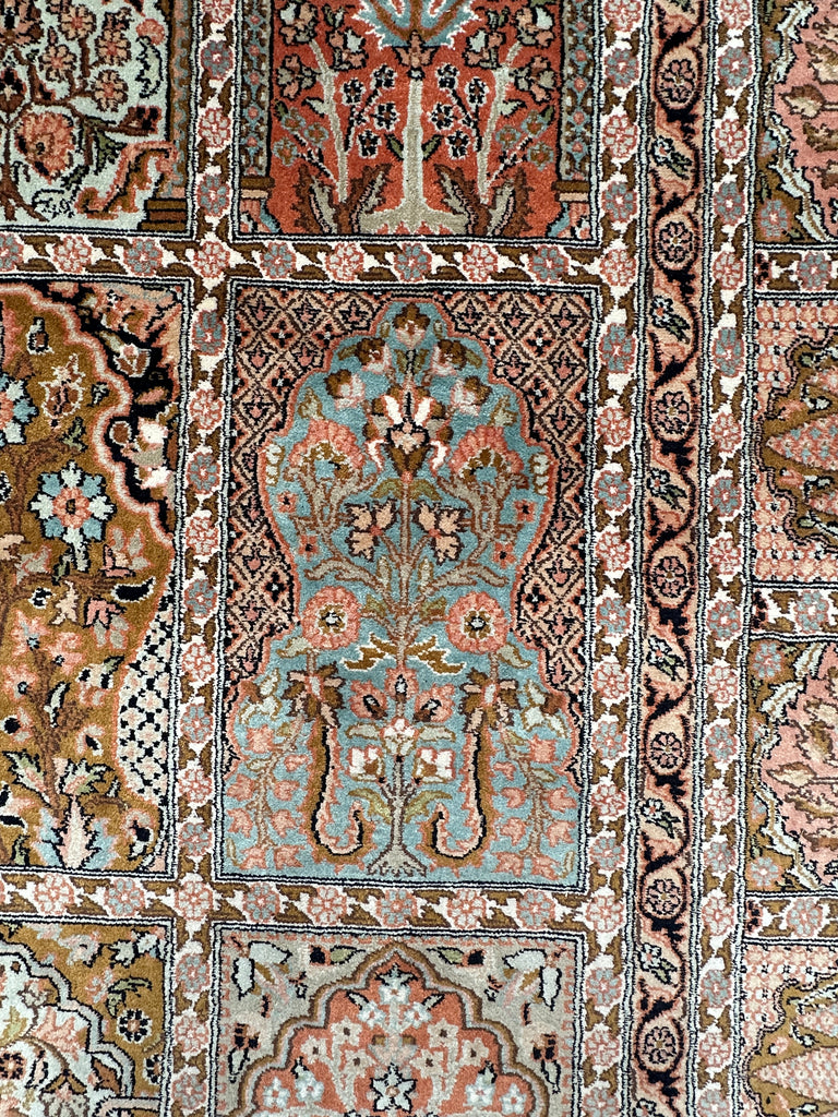 Pure Silk  handmade Persian rug 290x183cm