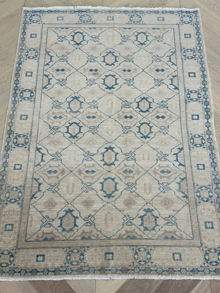 Hand woven Turkish vintage rug 177x124 cm