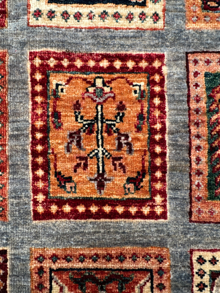 Afghan handmade rug,Chobi. Size: 260x169 cm