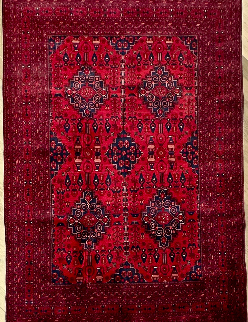 Afghan handmade extremely fine quality with 100 percent Belgian wool. Size: 2.93x2.0 m