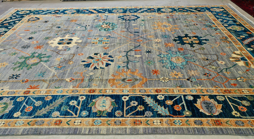 mid century Oushak rug 310x425