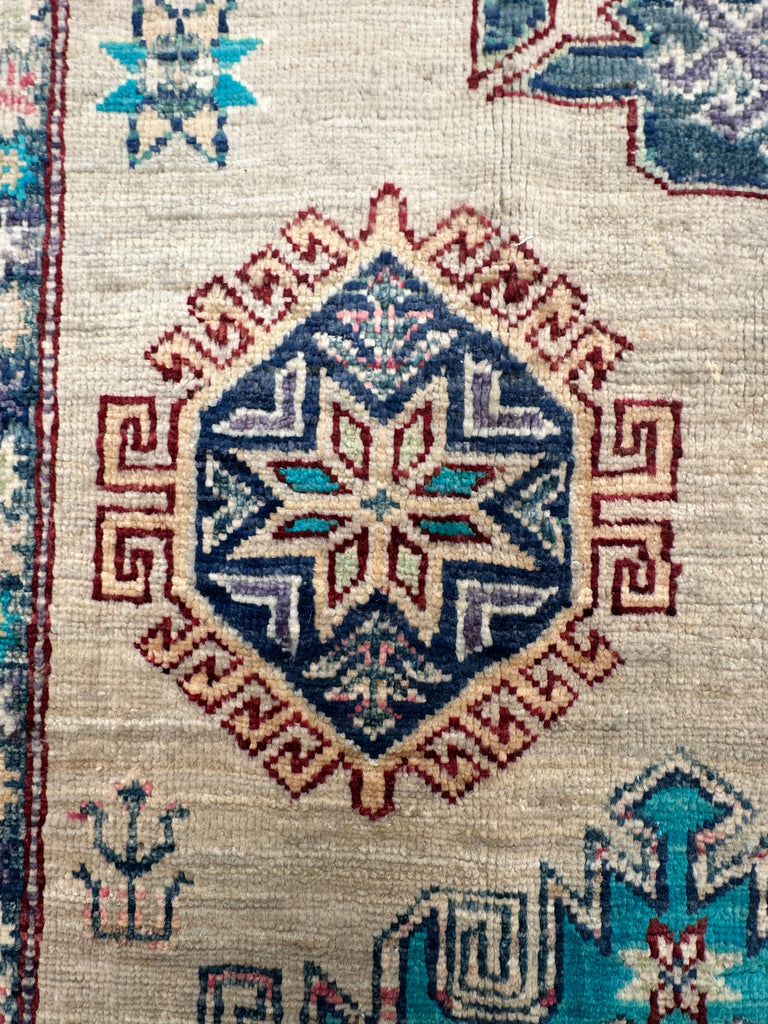 Afghan handmade rug,Chobi. Size: 403x303 cm