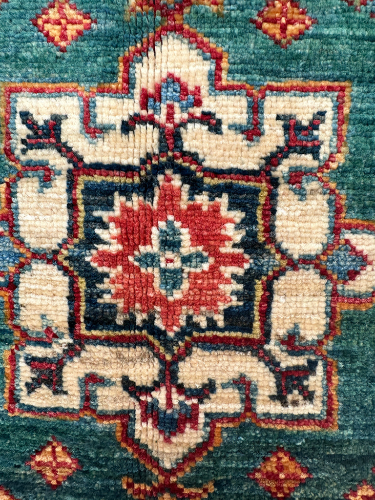 Afghan handmade rug,Chobi . Size: 269x178 cm