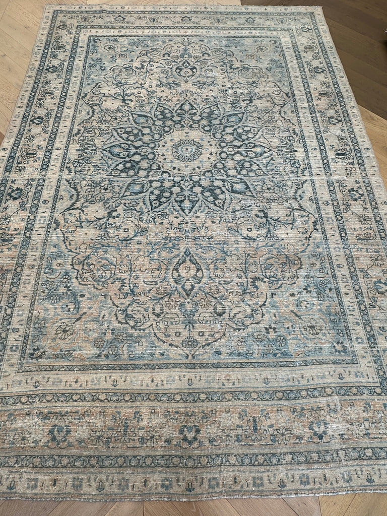 Vintage Turkish  handmade rug 280x194 cm