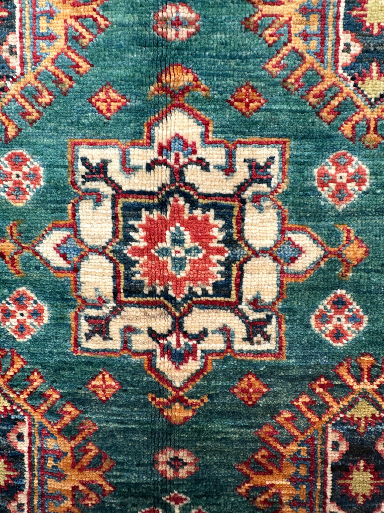 Afghan handmade rug,Chobi . Size: 269x178 cm