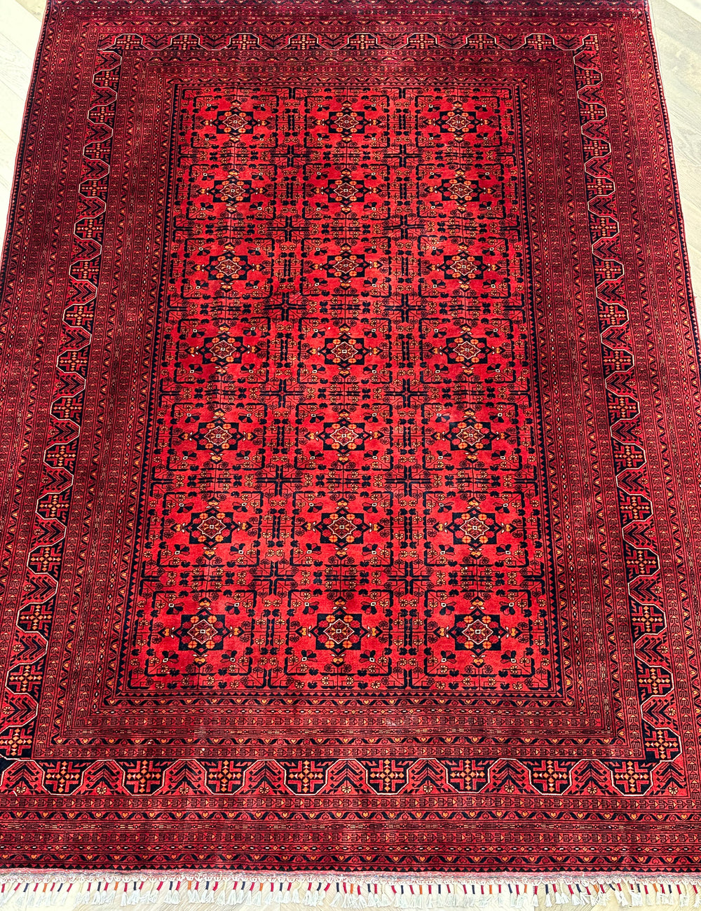 Afghan handmade extremely fine quality with 100 percent Belgian wool. Size: 280x200 cm