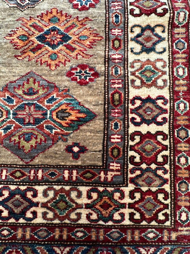 Afghan handmade rug,Chobi. Size: 198x159 cm