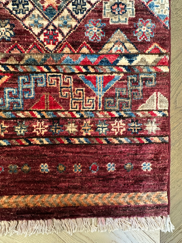 Afghan handmade rug,Chobi. Size: 237x167 cm