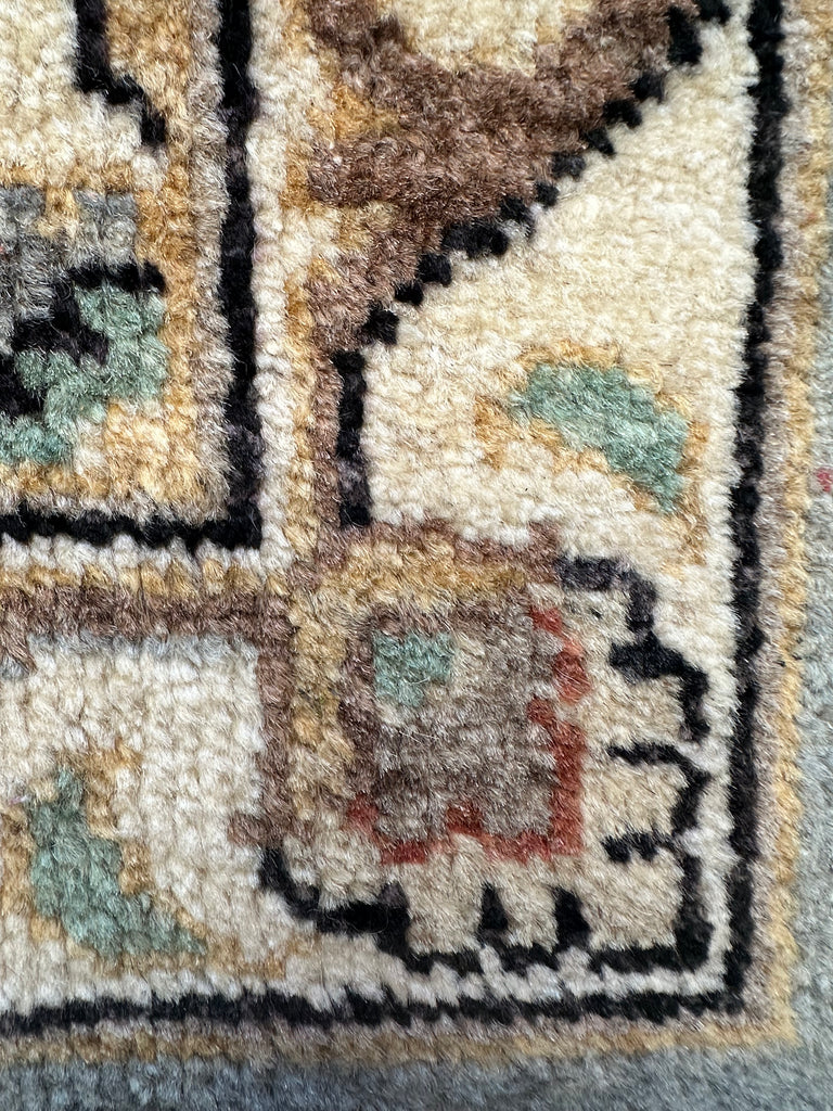 Afghan handmade rug,Chobi. Size:362x255 cm