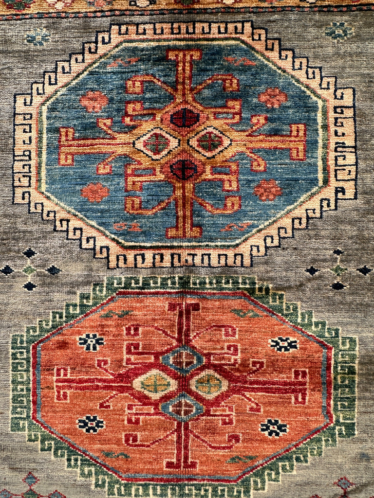 Afghan handmade rug,Chobi. Size: 233x176 cm