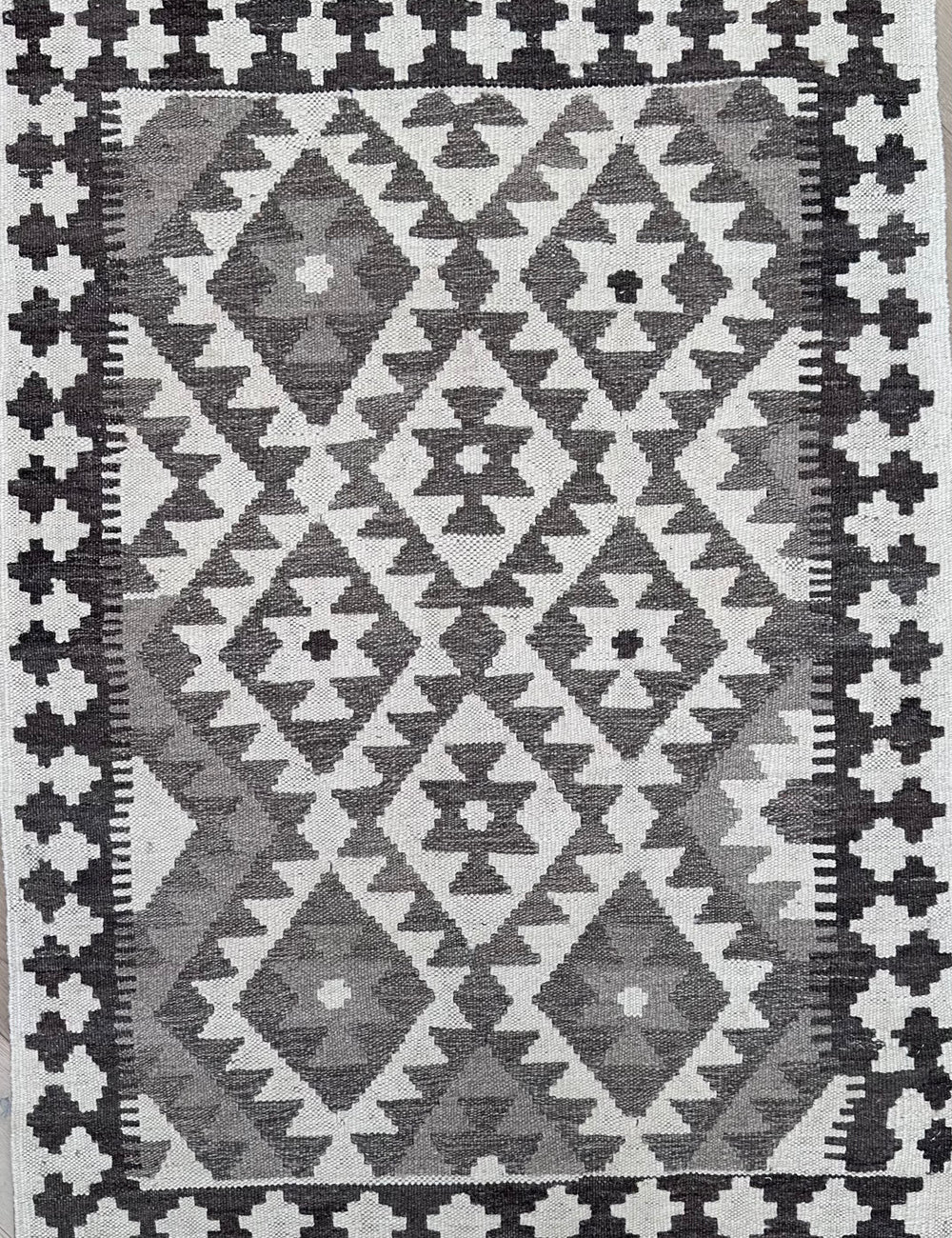 Chobi Kilim 124x84 cm