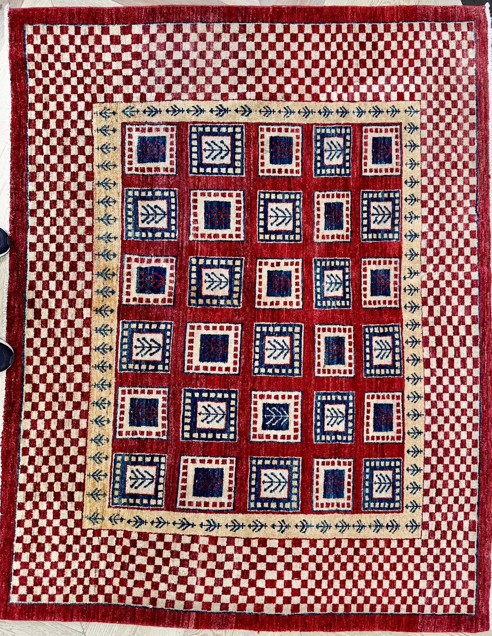Handmade Gabeh Rug |176x135 cm