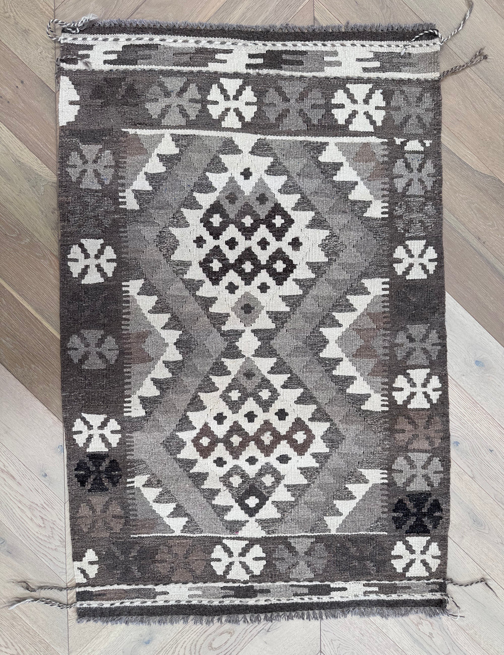 Chobi Kilim 126x82 cm