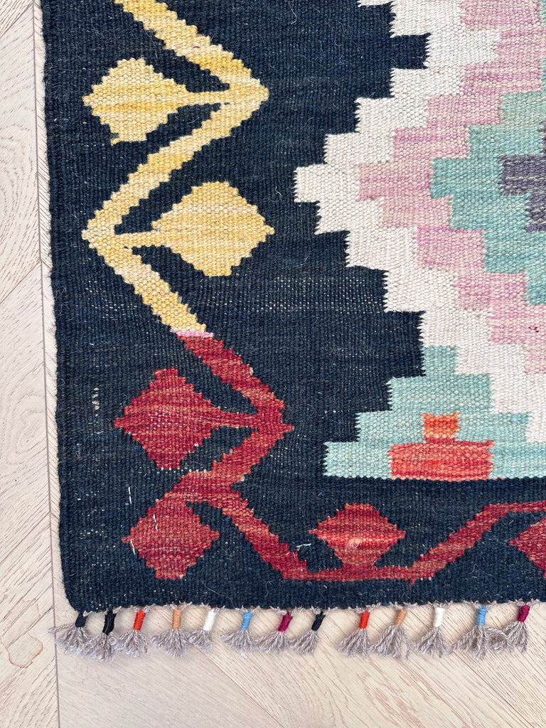 Chobi Kilim 245x124 cm