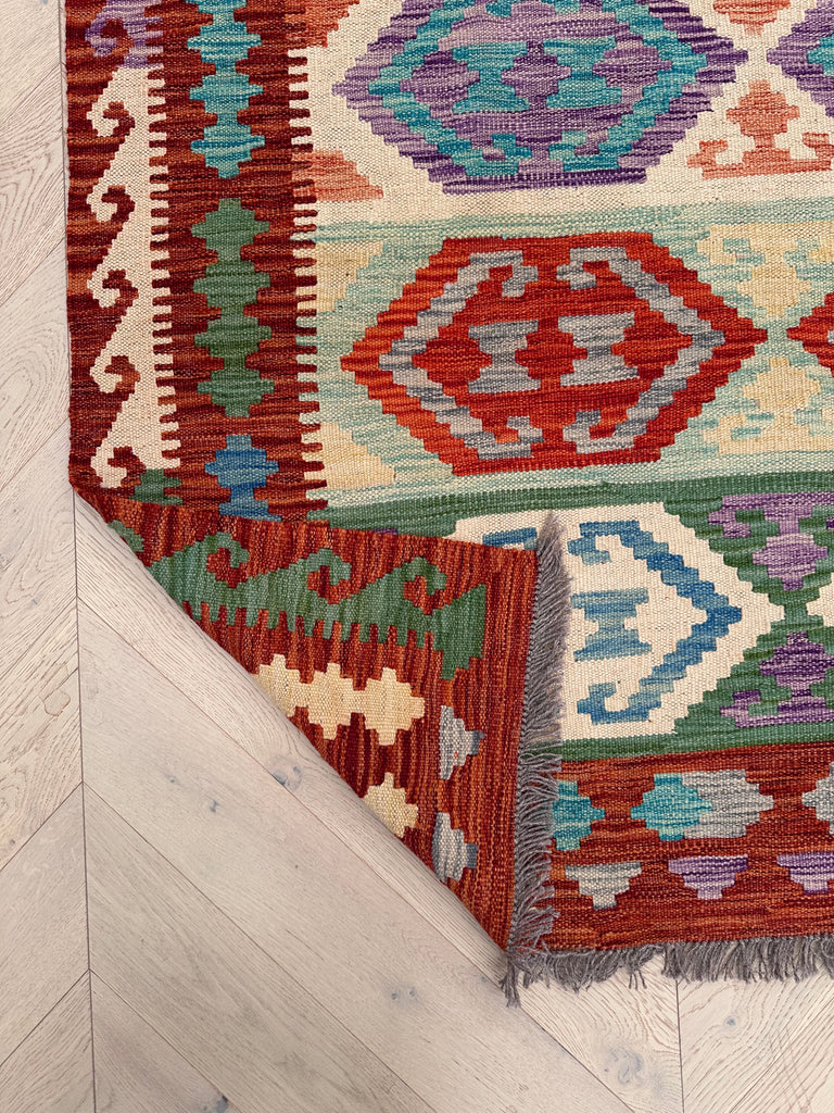 Chobi Kilim 251x174 cm