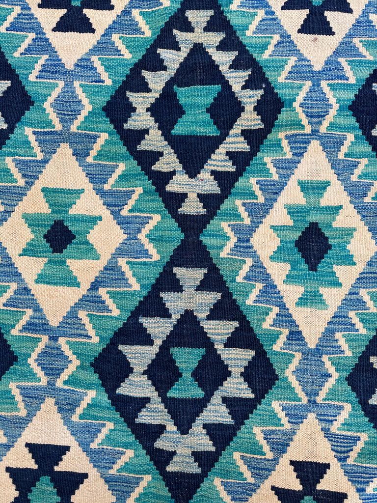 Chobi Kilim 267x186 cm