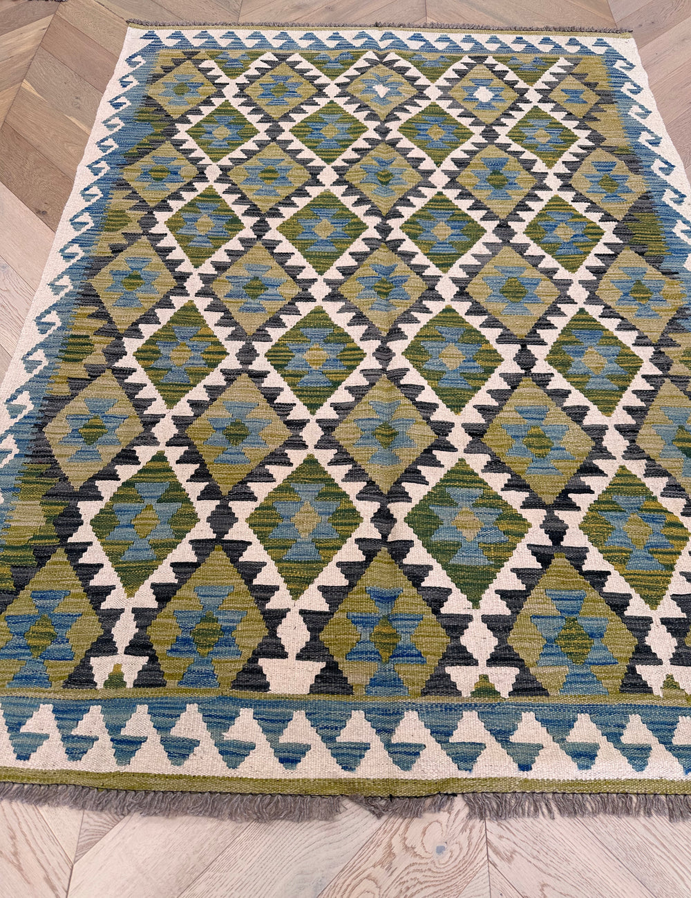 Chobi Kilim 197x147 cm
