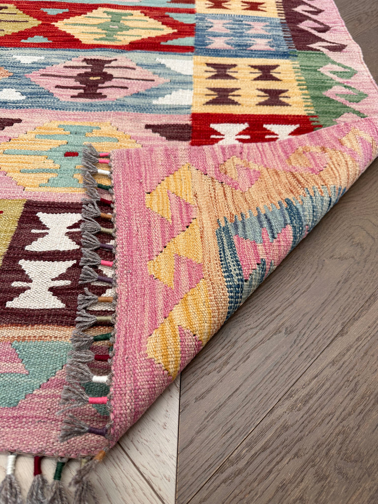 Chobi Kilim 301x202 cm