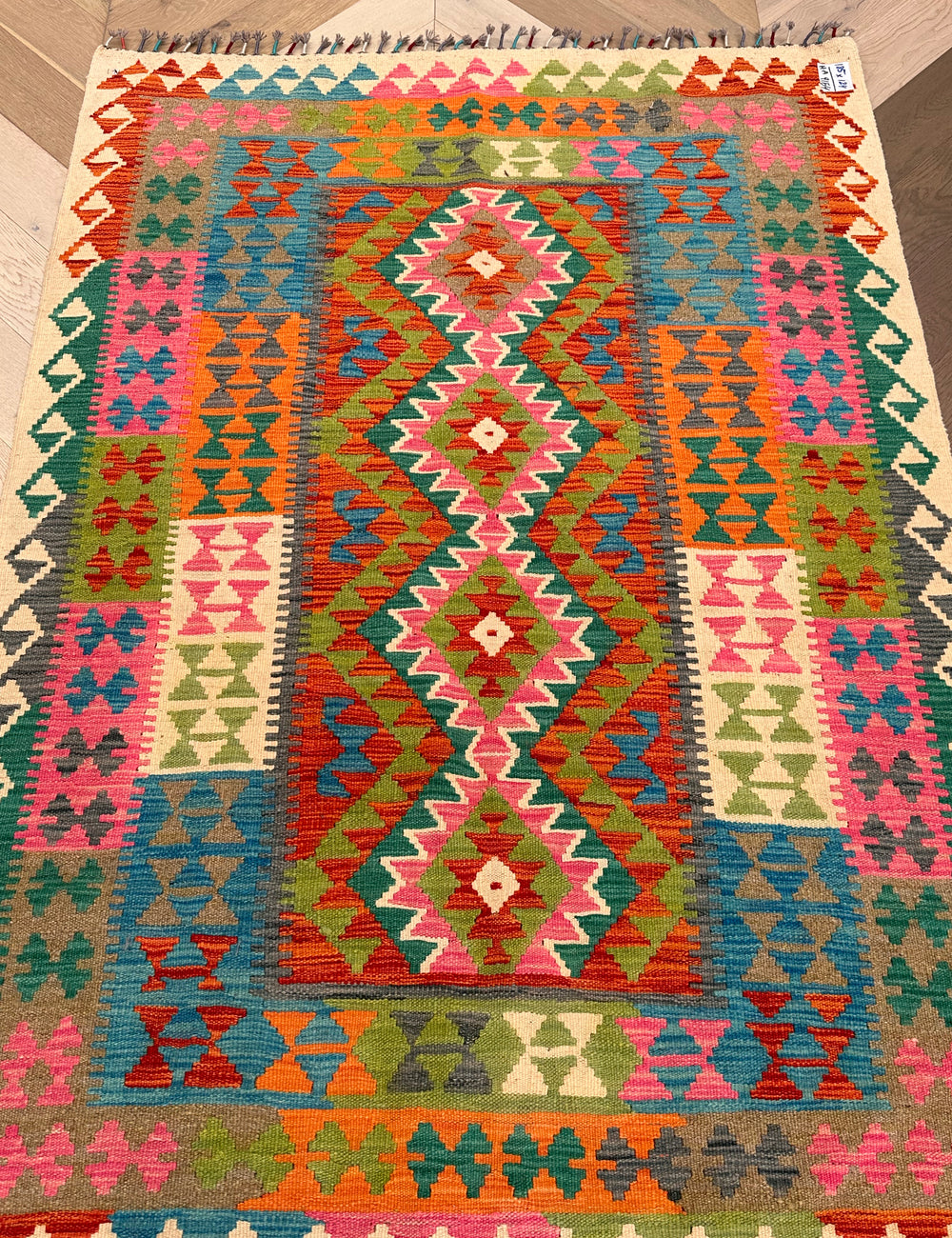Chobi Kilim 185x124 cm