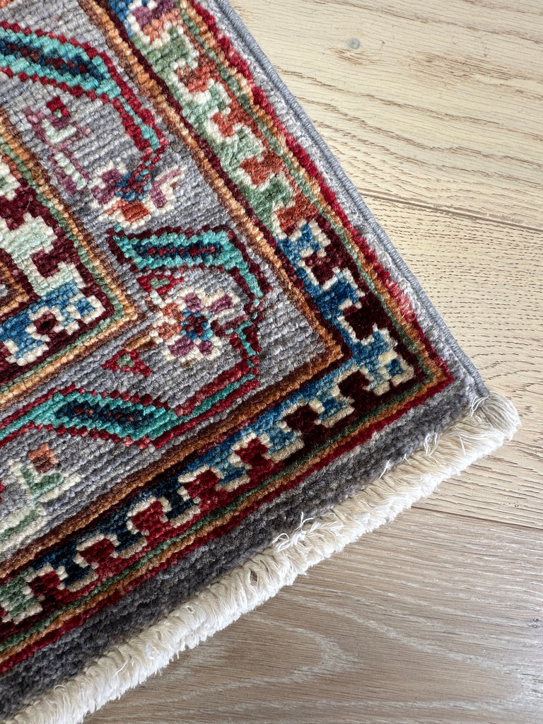 Handmade Chobi rug-runner 306x82 cm