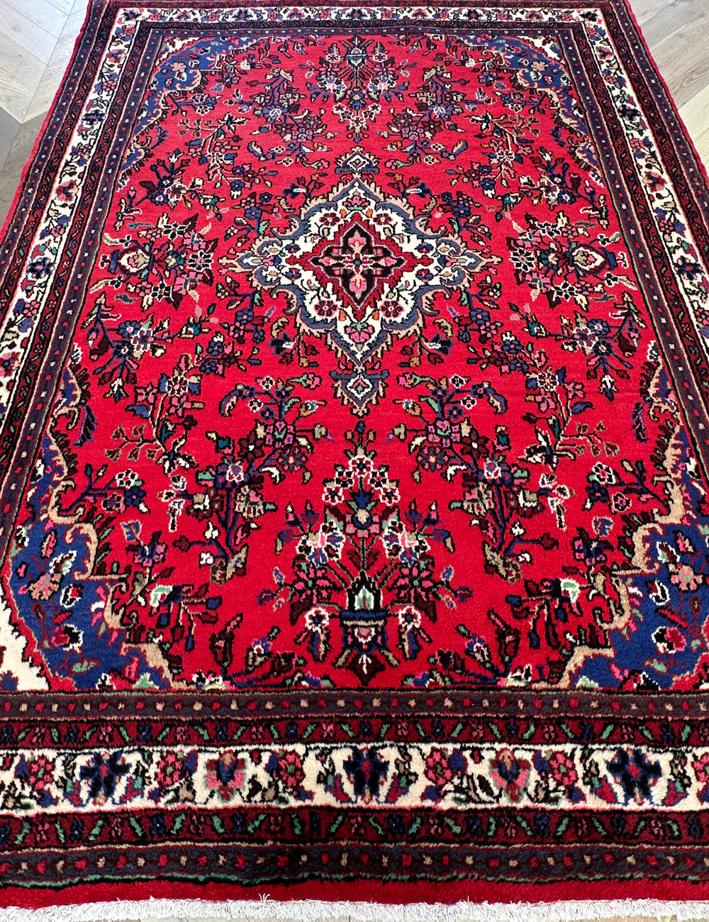 Bakhtiari Afghan Rug - rare find 305x216 cm